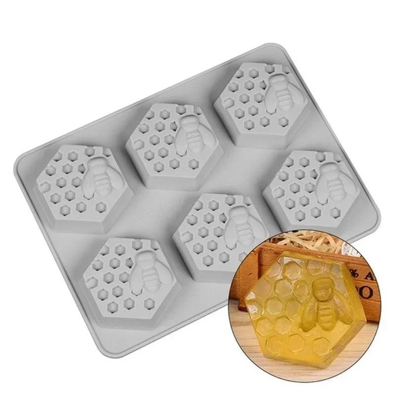 Soap Making Gel - Forma silikonowa w kształcie pszczoły do